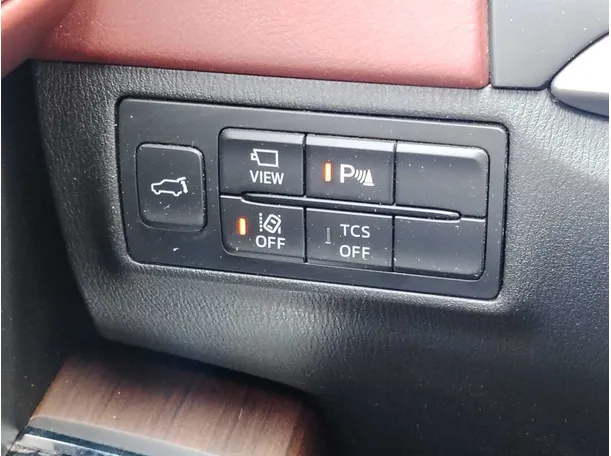 Car image 28