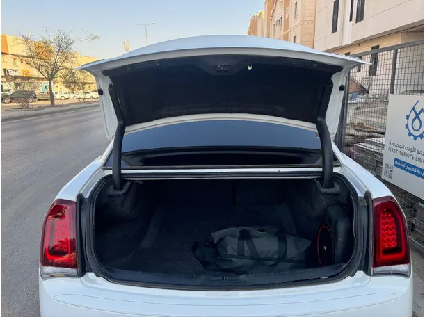 Car image 21