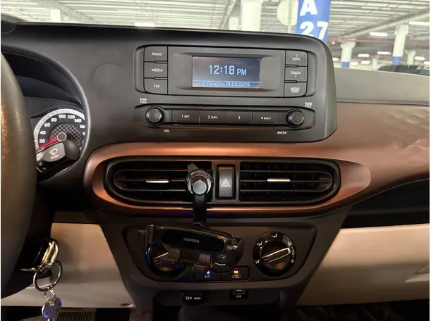 Car image 20