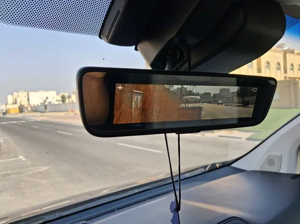 Car image 23