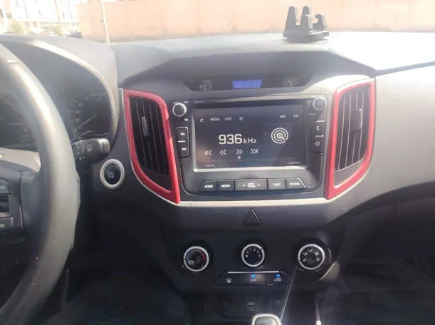 Car image 22