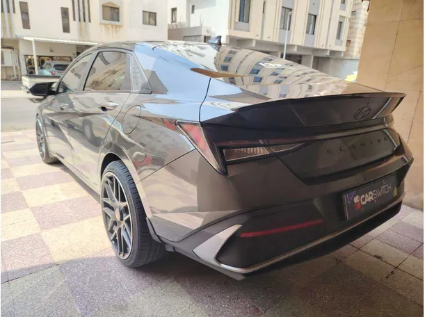 Car image 7