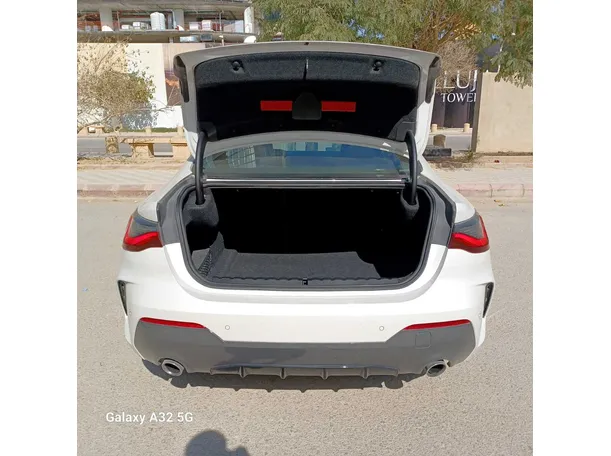 Car image 22