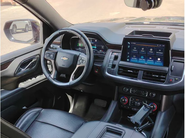 Car image 26