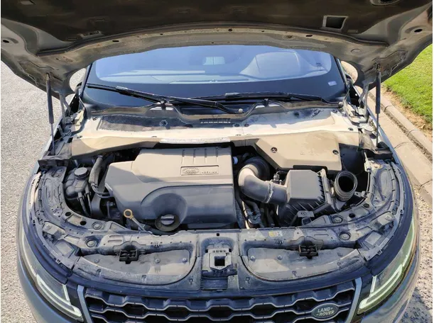 Car image 32
