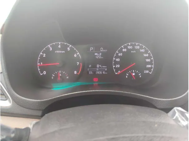 Car image 22