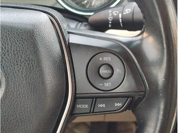 Car image 29