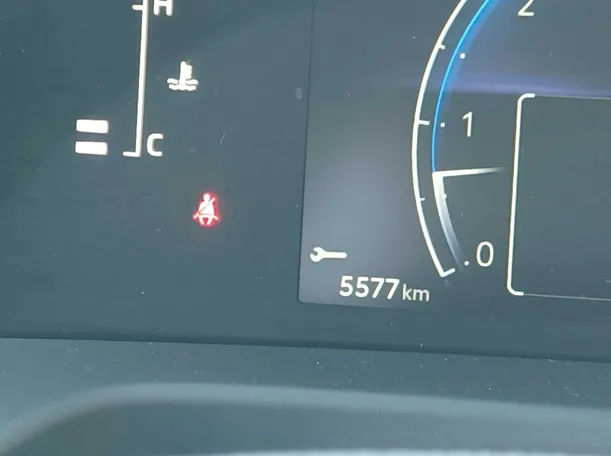 Car image 17