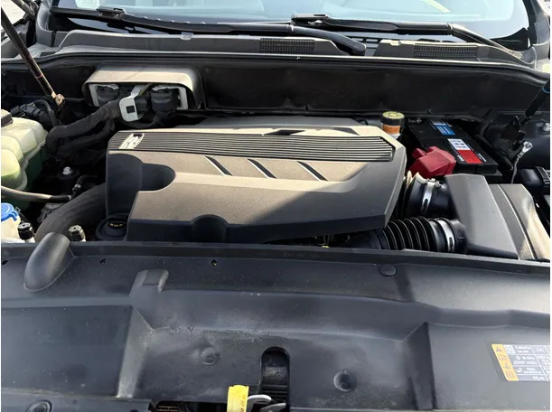Car image 27
