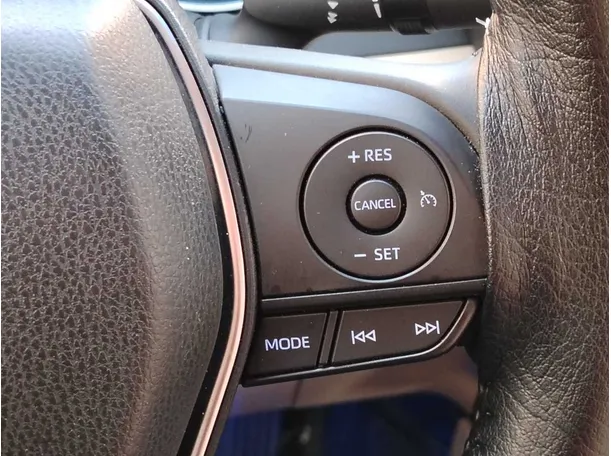 Car image 34