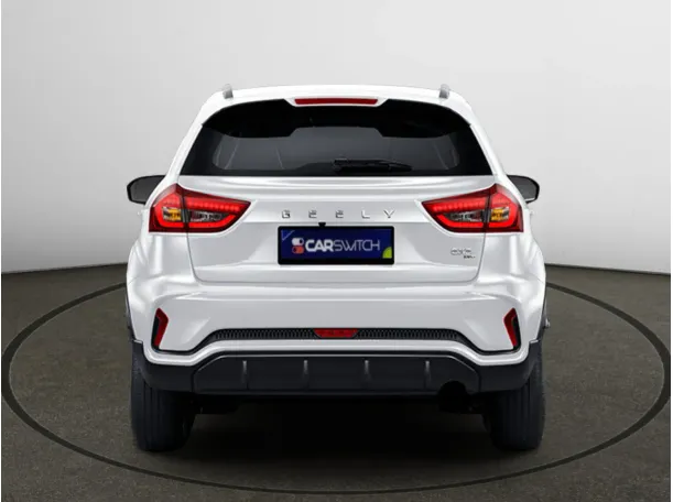 Car image 4