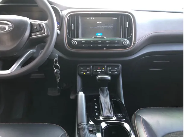 Car image 15