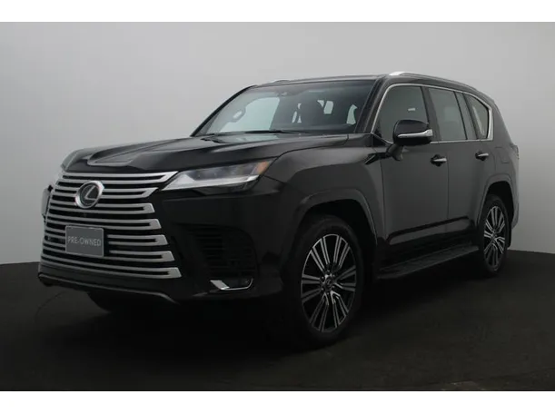 2023 لكزس LX600 في أبوظبي
