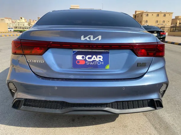 Car image 6