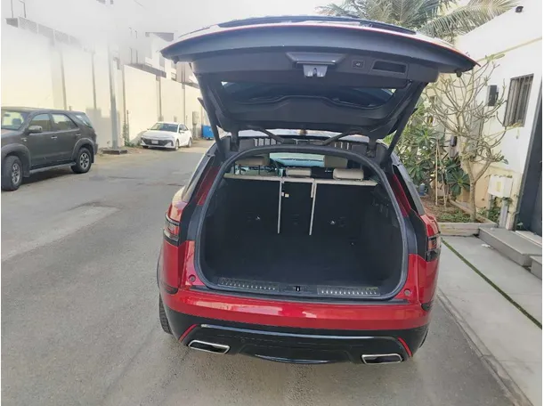 Car image 31