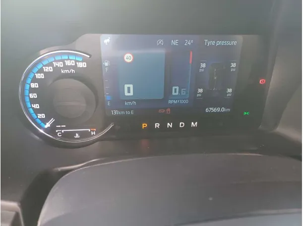Car image 20