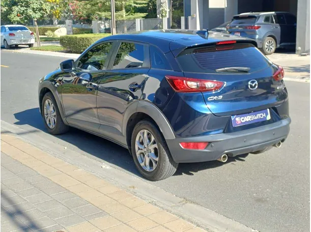 Car image 7