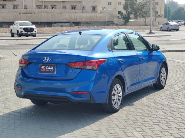 Car image 5