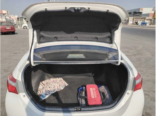 Car image 23