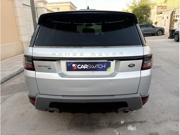 Car image 6