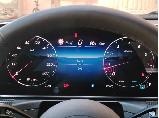 Car image 24