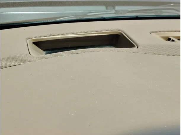 Car image 34