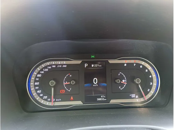 Car image 23
