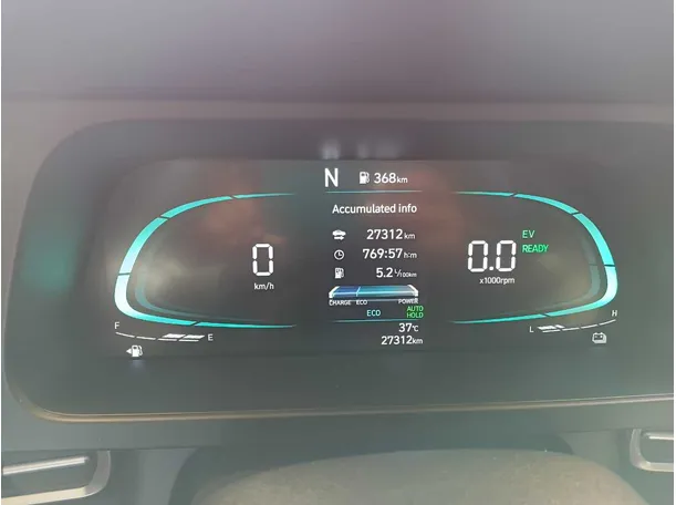Car image 17