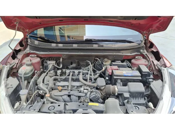 Car image 19