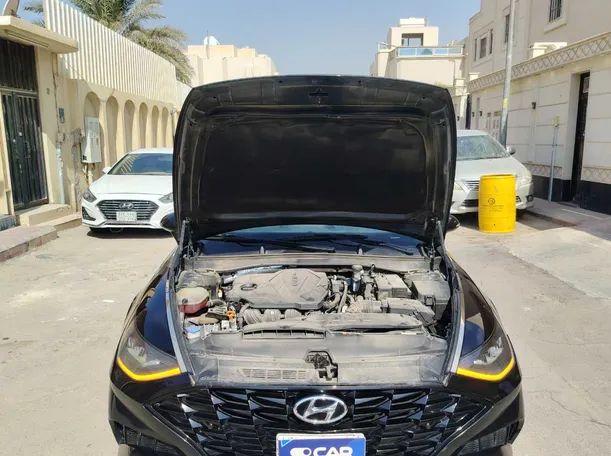 Car image 28