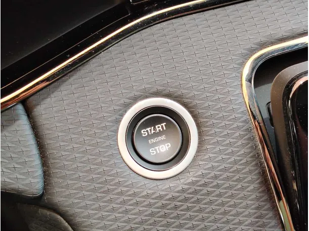 Car image 29