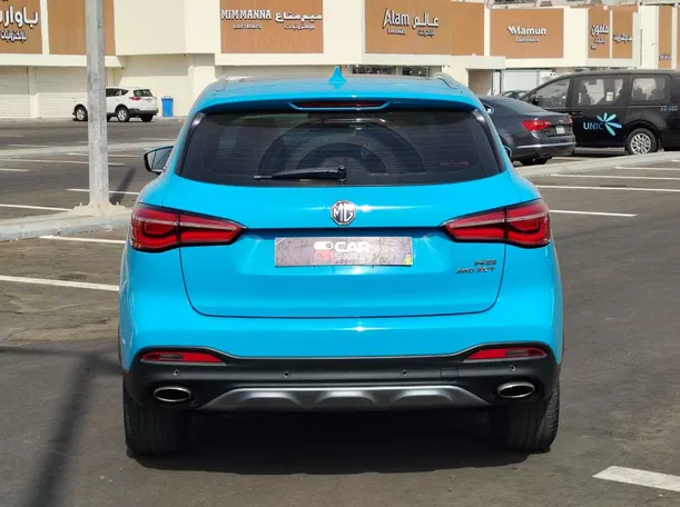 Car image 6