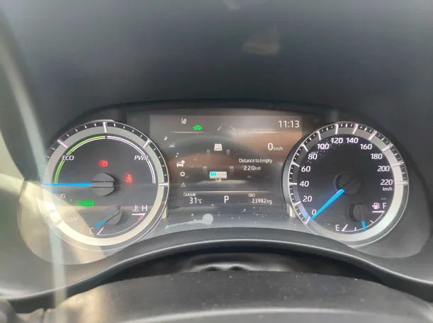 Car image 26