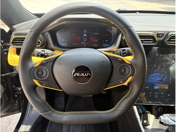 Car image 22