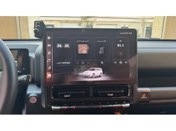 Car image 20