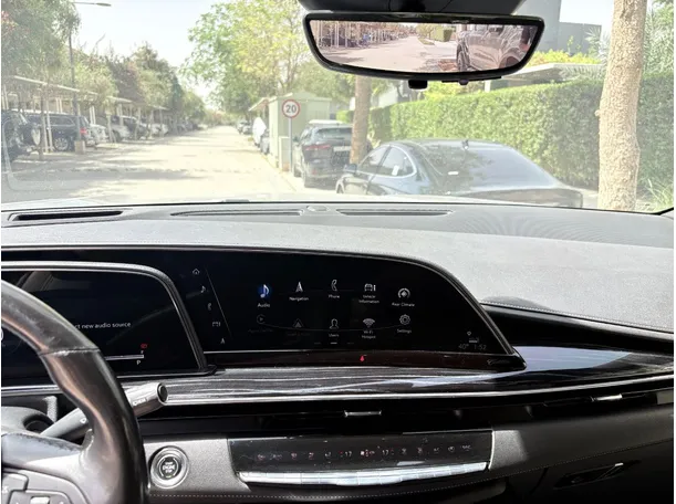 Car image 21