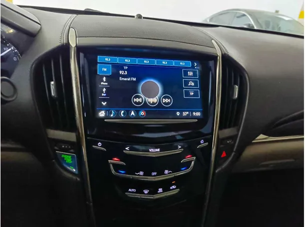 Car image 24