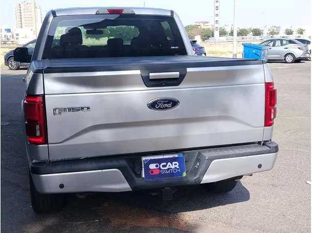Car image 6