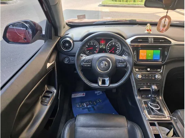 Car image 17