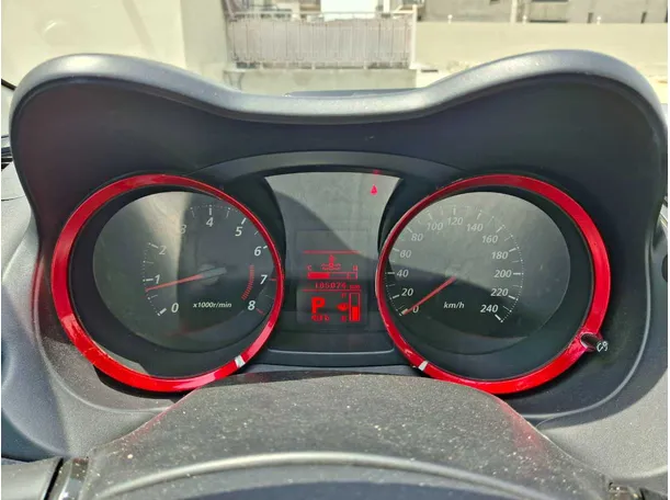 Car image 17