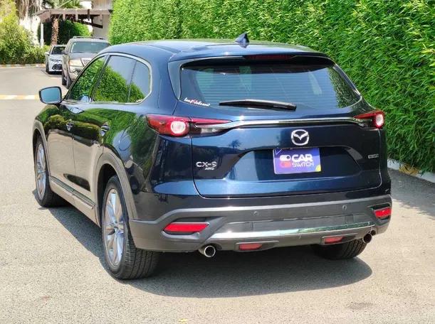 Car image 7