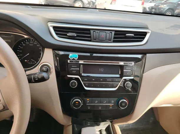 Car image 25