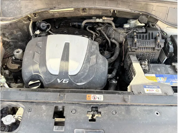 Car image 28