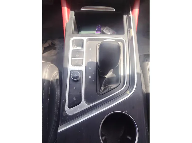 Car image 21