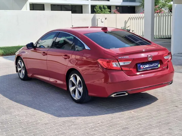 Car image 7
