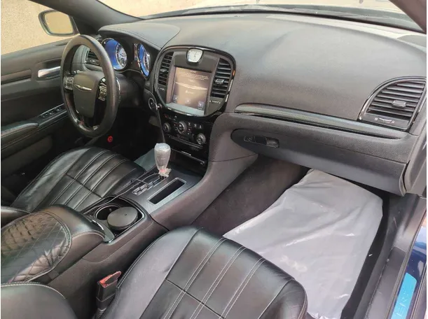 Car image 28