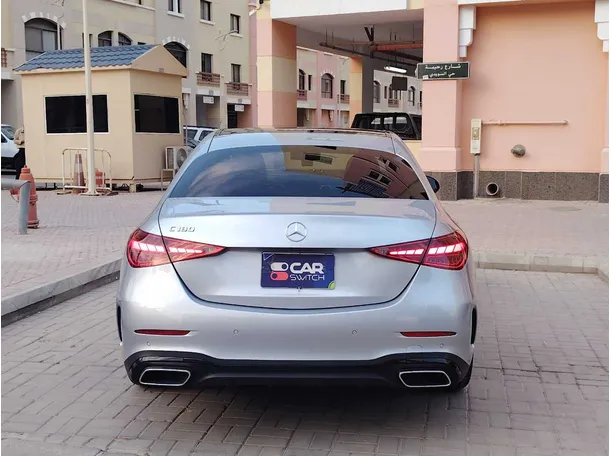 Car image 7