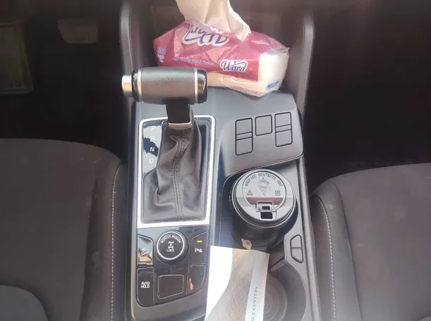 Car image 20