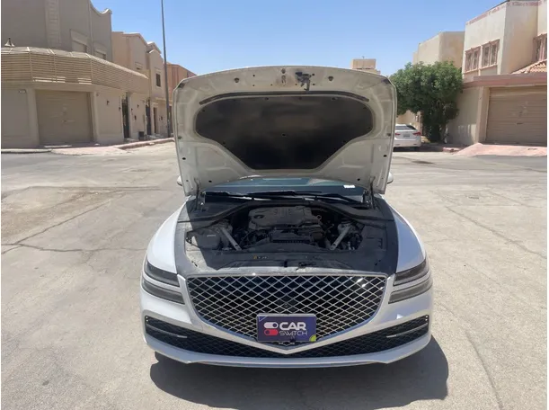Car image 26
