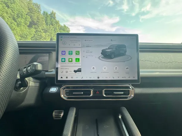 Car image 19